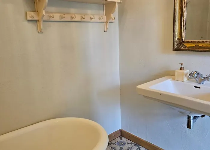 Logeerderij Tussen Koe & Kroonluchter