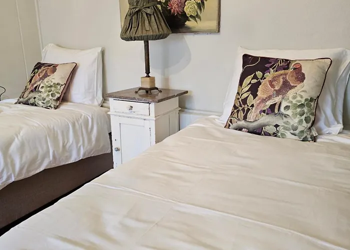 Logeerderij Tussen Koe & Kroonluchter Séjour à la ferme Diessen